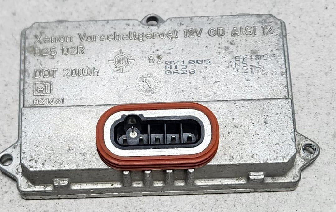 2006 Mercedes-Benz CLS500 Xenon Headlight Ballast 5DV008290