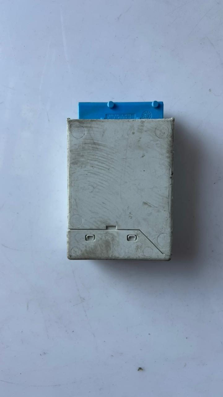 1996-2002 BMW Z3 Windshield Wiper Control Module 8366381 E36 318i 323i 328i 
