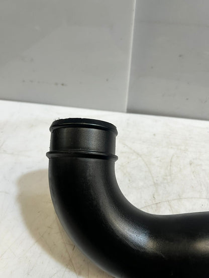 BMW E90 E91 E92 1' 3' 135i 335I Intercooler Charge Air Hose Front Left 7556553