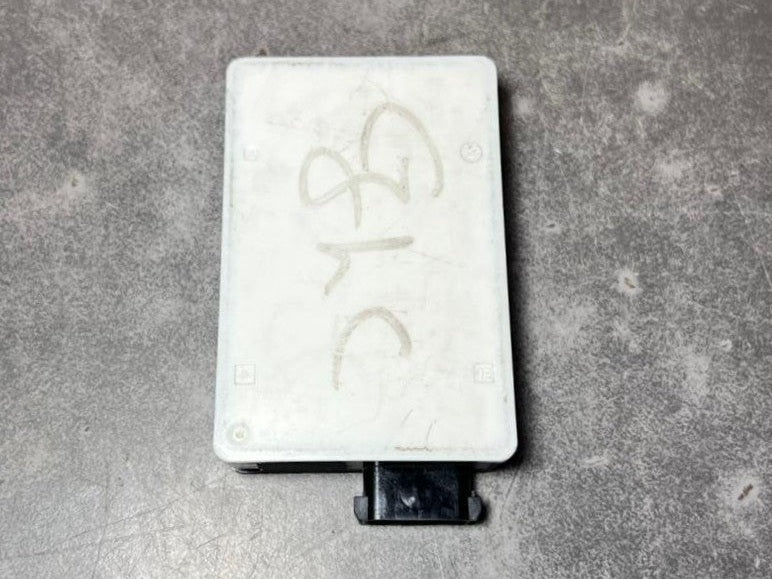 Mercedes W205 GLC Bumper Blind Spot Radar Distance Sensor Module A000 9058104