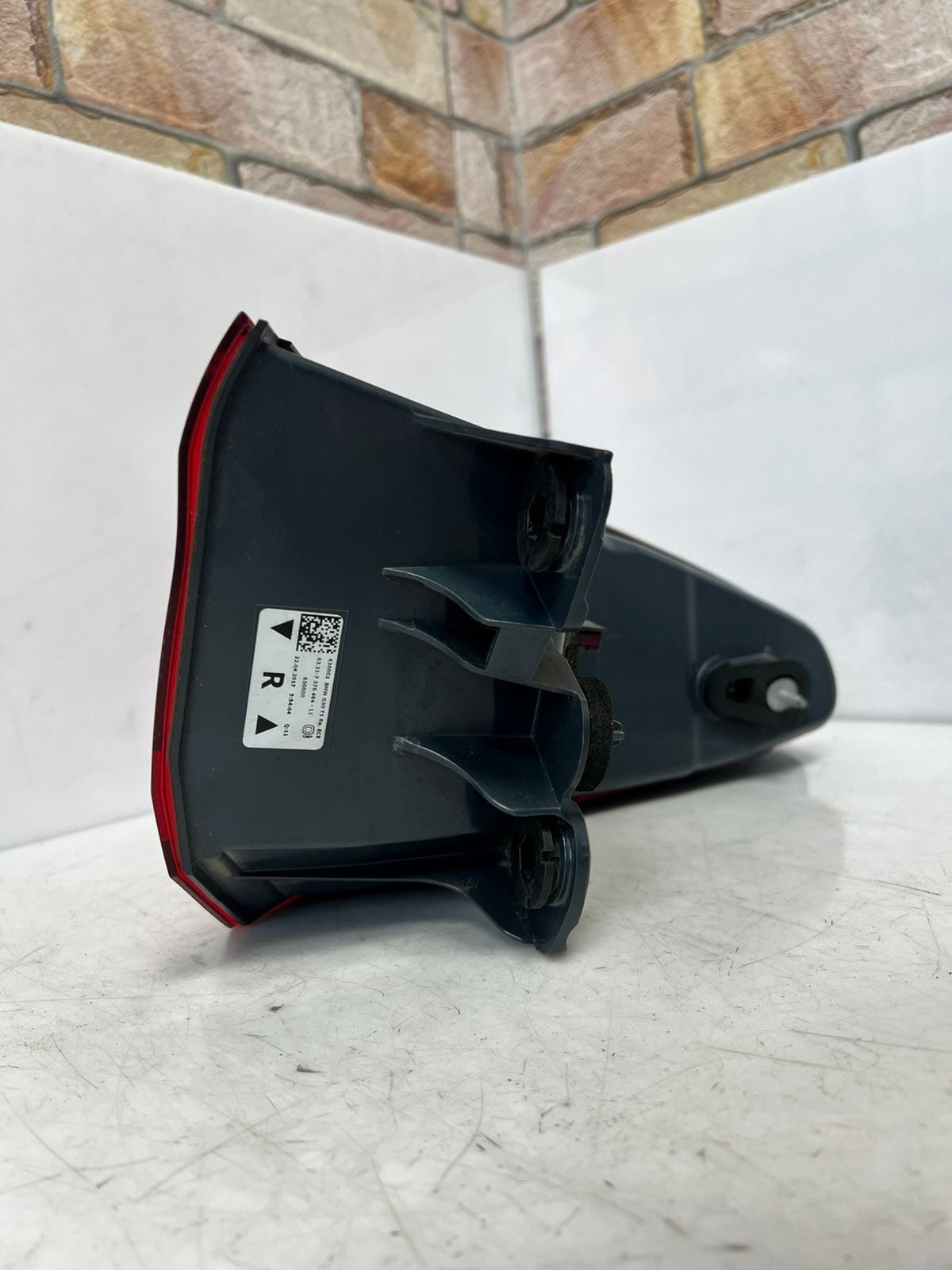 BMW 5 Series G30 ECE RIGHT SIDE OUTER BACK Tail Light 7376464 63217376464 OEM
