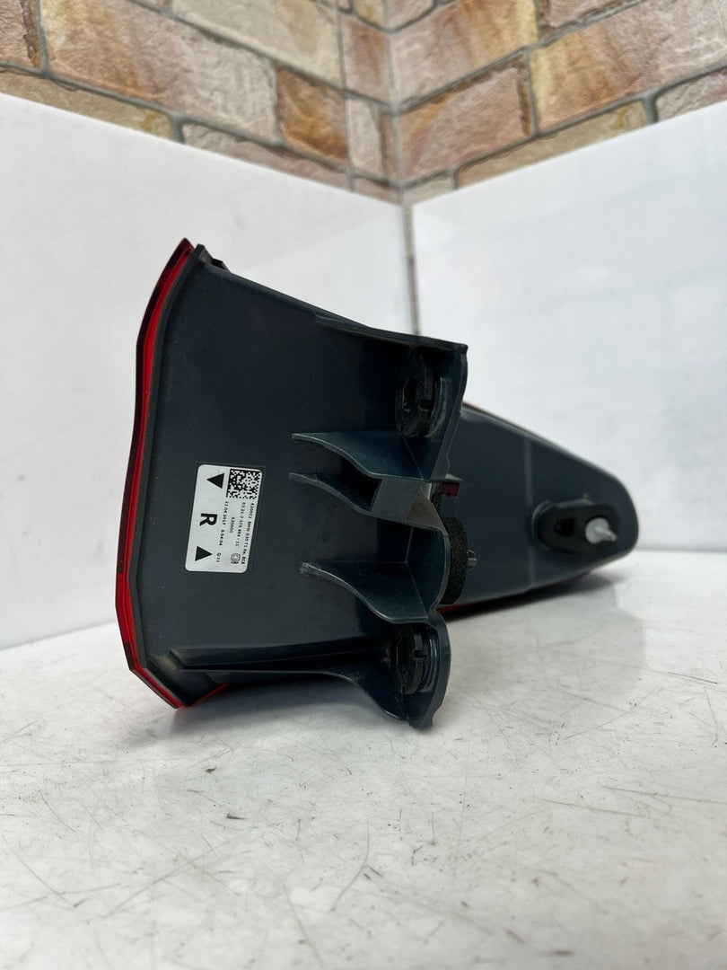 BMW 5 Series G30 ECE RIGHT SIDE OUTER BACK Tail Light 7376464 63217376464 OEM