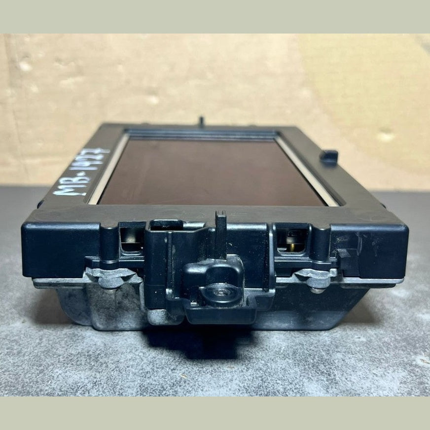 Mercedes W172 SLK GPS Navigation LCD Display Monitor Screen A172 9004004 OEM