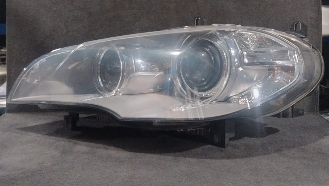 BMW X5 E70 LCI M SPORT LEFT XENON HEADLIGHT- 7721893 2013