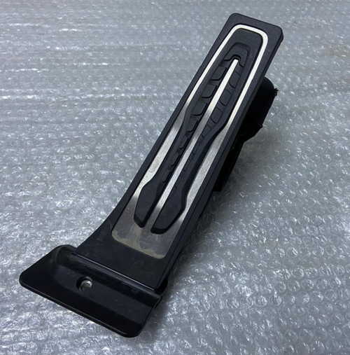OEM BMW F44 G20 G21 G26 X3 G01 X4 ACCELERATOR PEDAL THROTTLE PEDAL GAS- 6889820