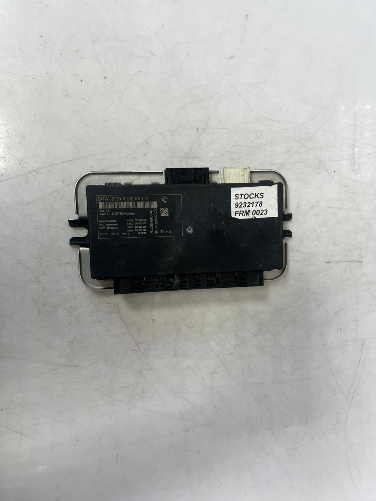 2011-2017 BMW F01 F02 F03 F04 F10 F07 F12 740i Footwell Control Module 9232178