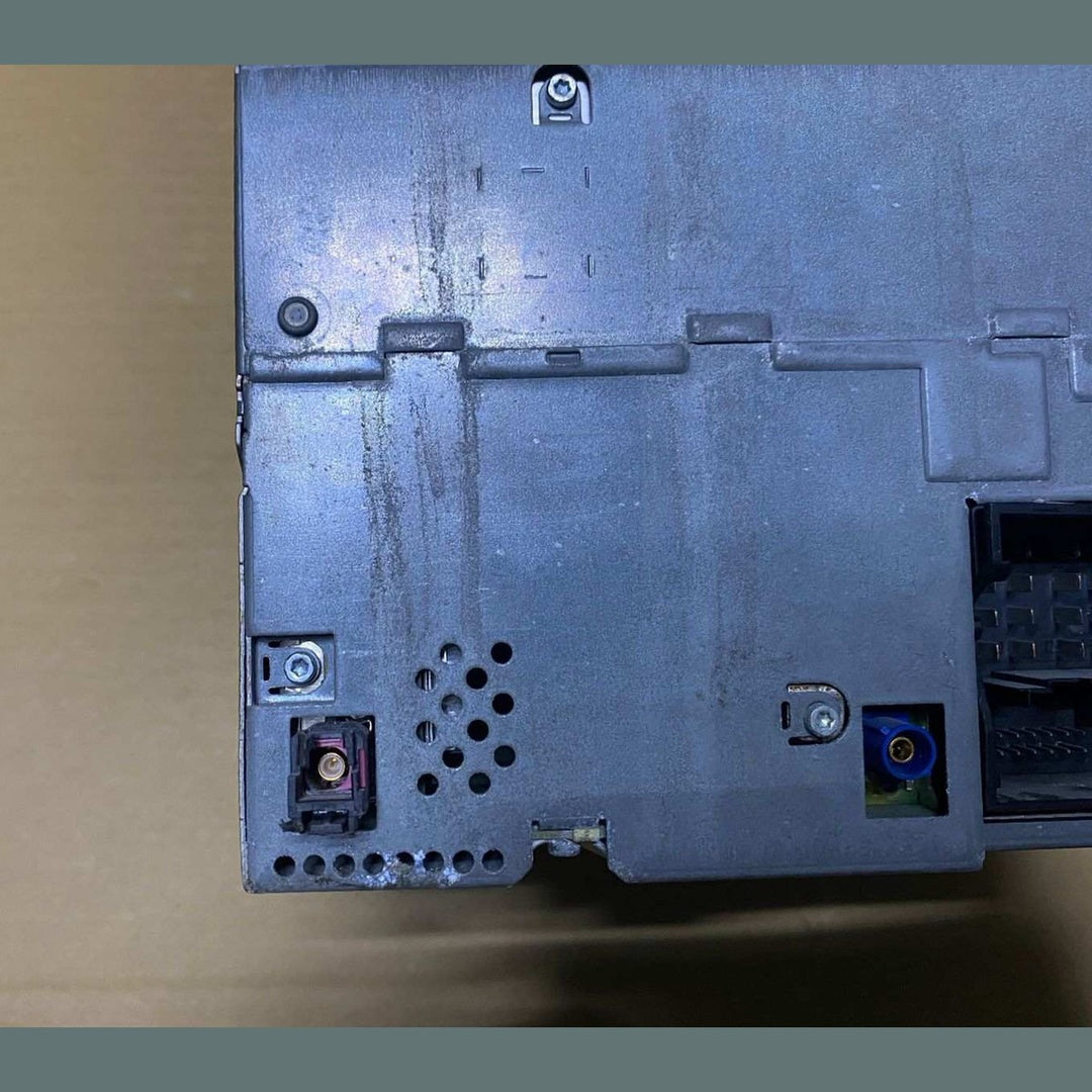 BMW Navigation Radio Head Unit 9237173 F10, F11 5 Series and F01, F02, F03, F04 