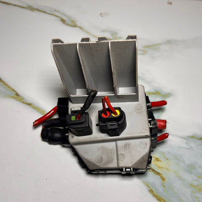 Mercedes-Benz W221 S-Class Fuse Box A 221 540 68 50 S600