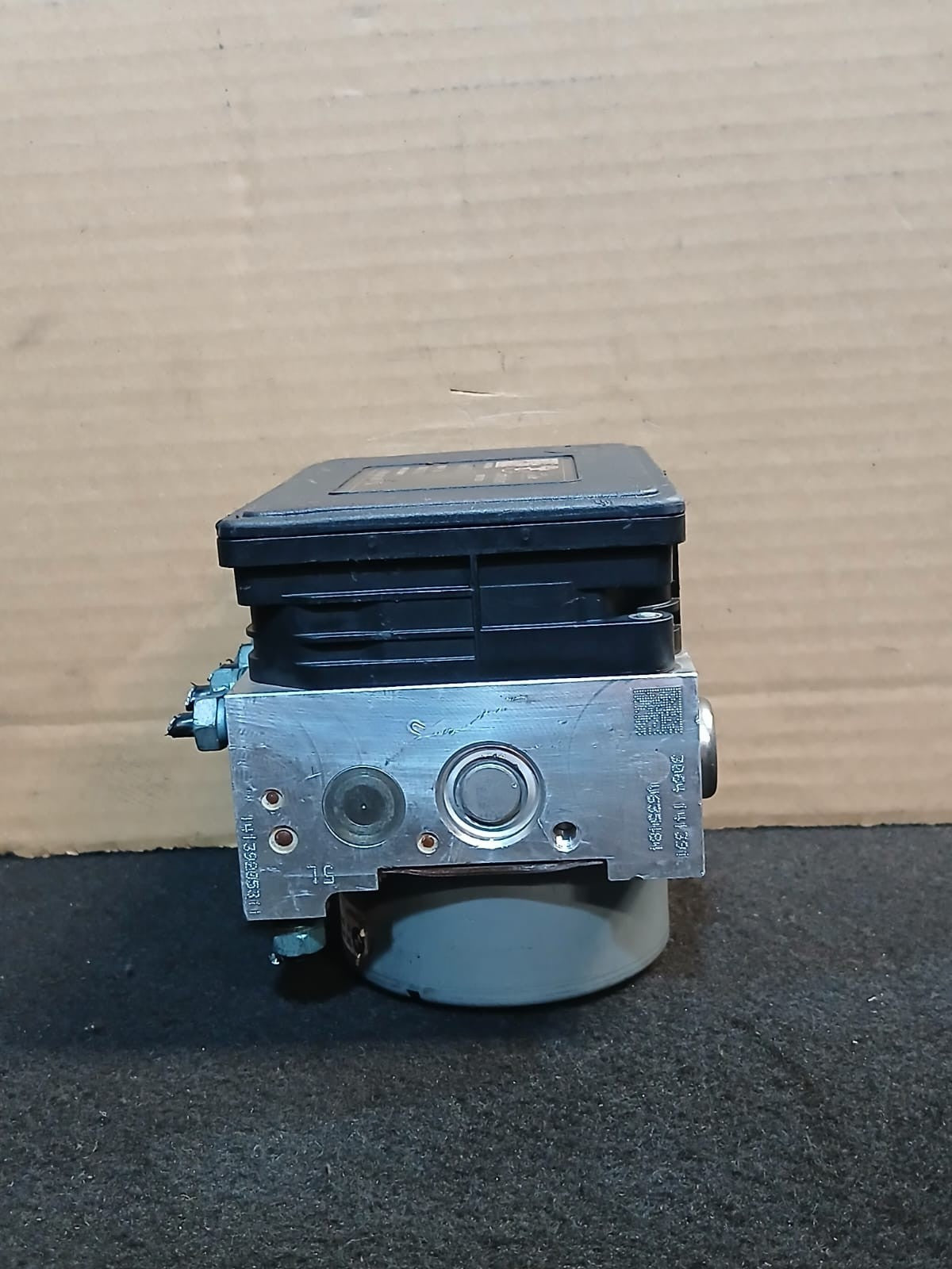 BMW F30 3 Series Anti-Lock ABS Brake Pump Module Assembly Unit 6869726