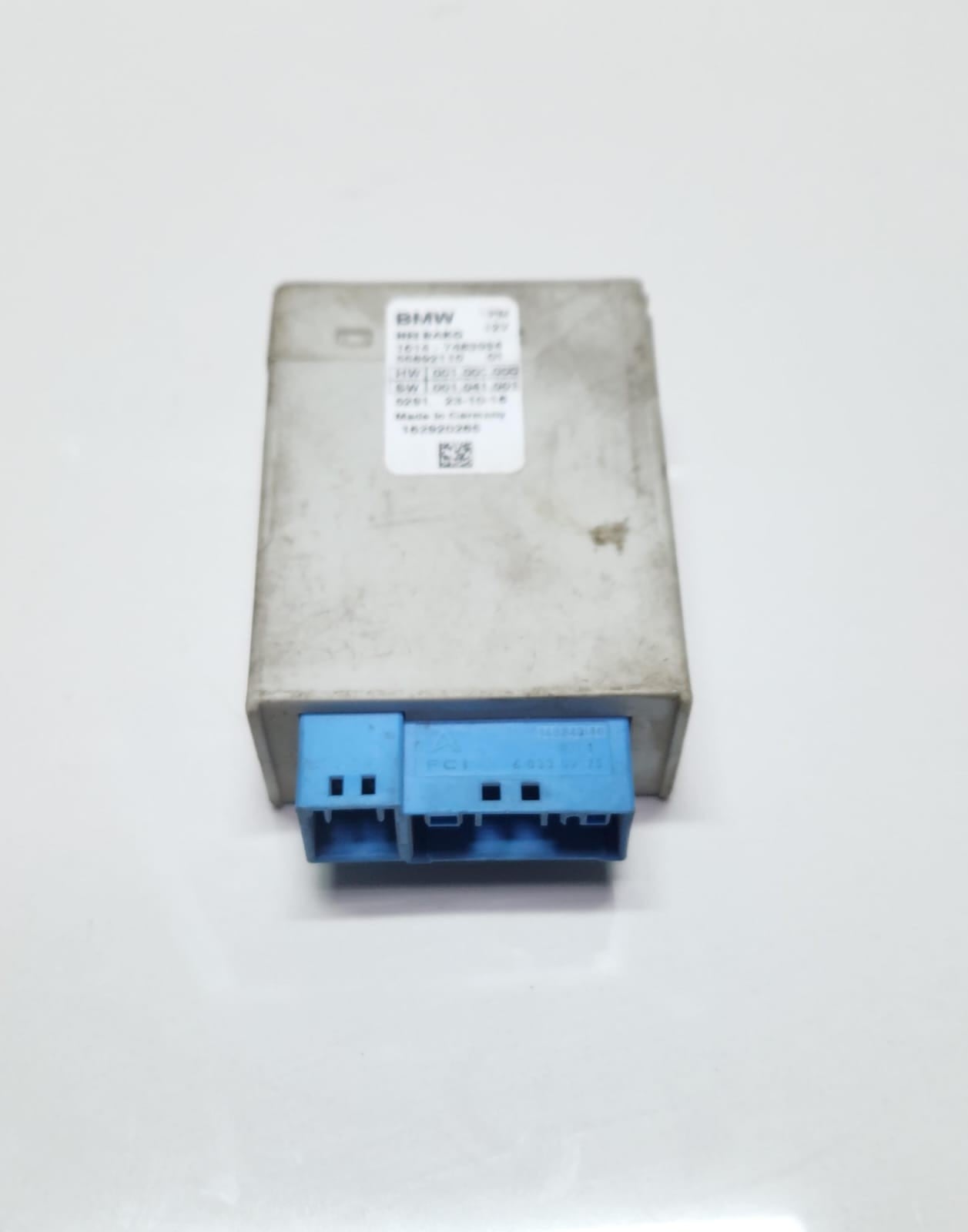 2016-2018 BMW 330e Fuel Pump Control Module 7483994 3 Series F30 F31 F80 OEM 