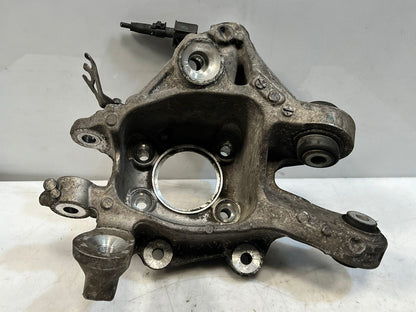 BMW 8 Series G14, G15, G16 Rear Wheel Hub Spindle Rear Right 6850564 OEM
