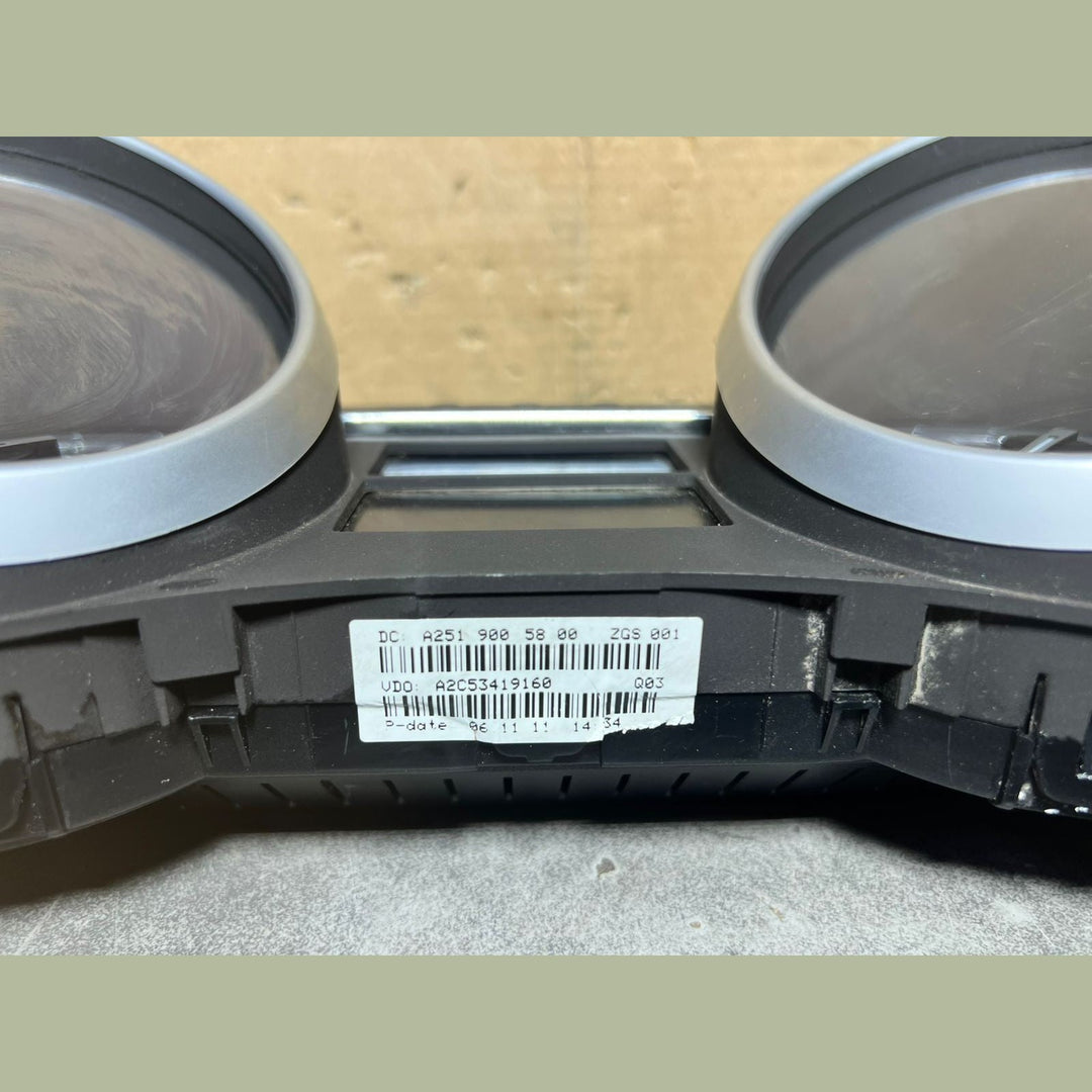 07-13 Mercedes-Benz W164 GL ML Instrument Cluster Speedometer A251 9005800 OEM