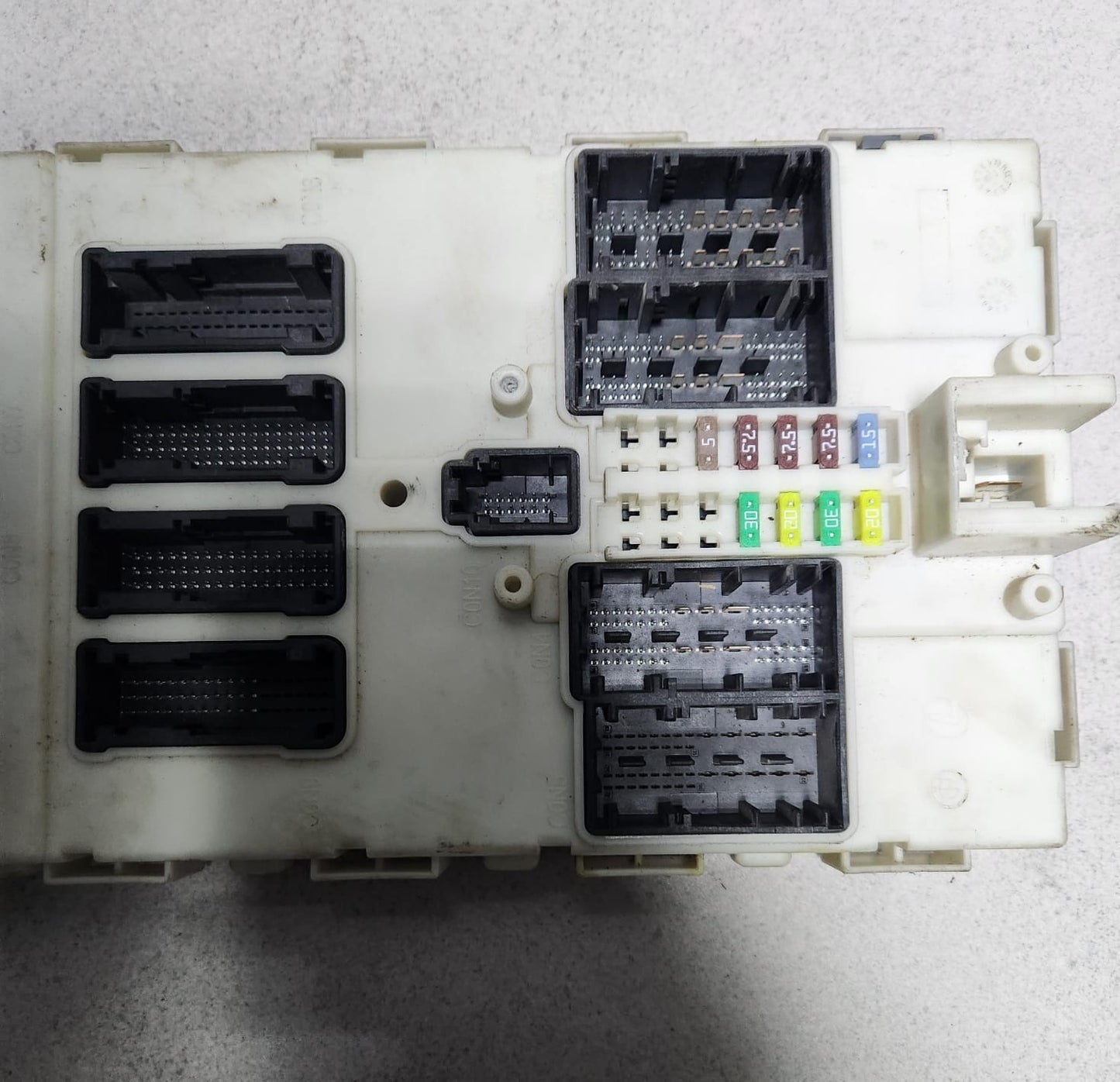2012-2016 BMW 328i Front Electronic Module 9292946 F30 F31 3-Series and 4-Series