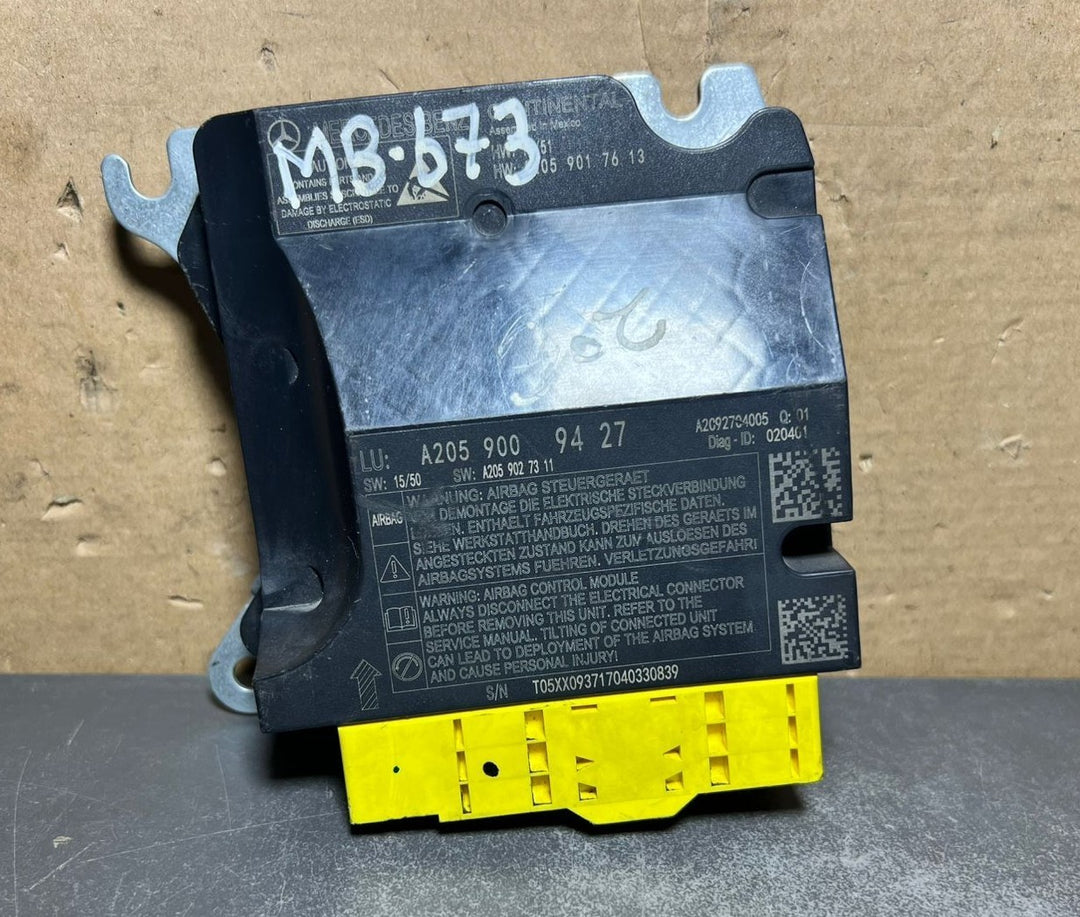 14-18 Mercedes W205 C-Class SRS Safety Restraint Control Module A205 9009427 OEM