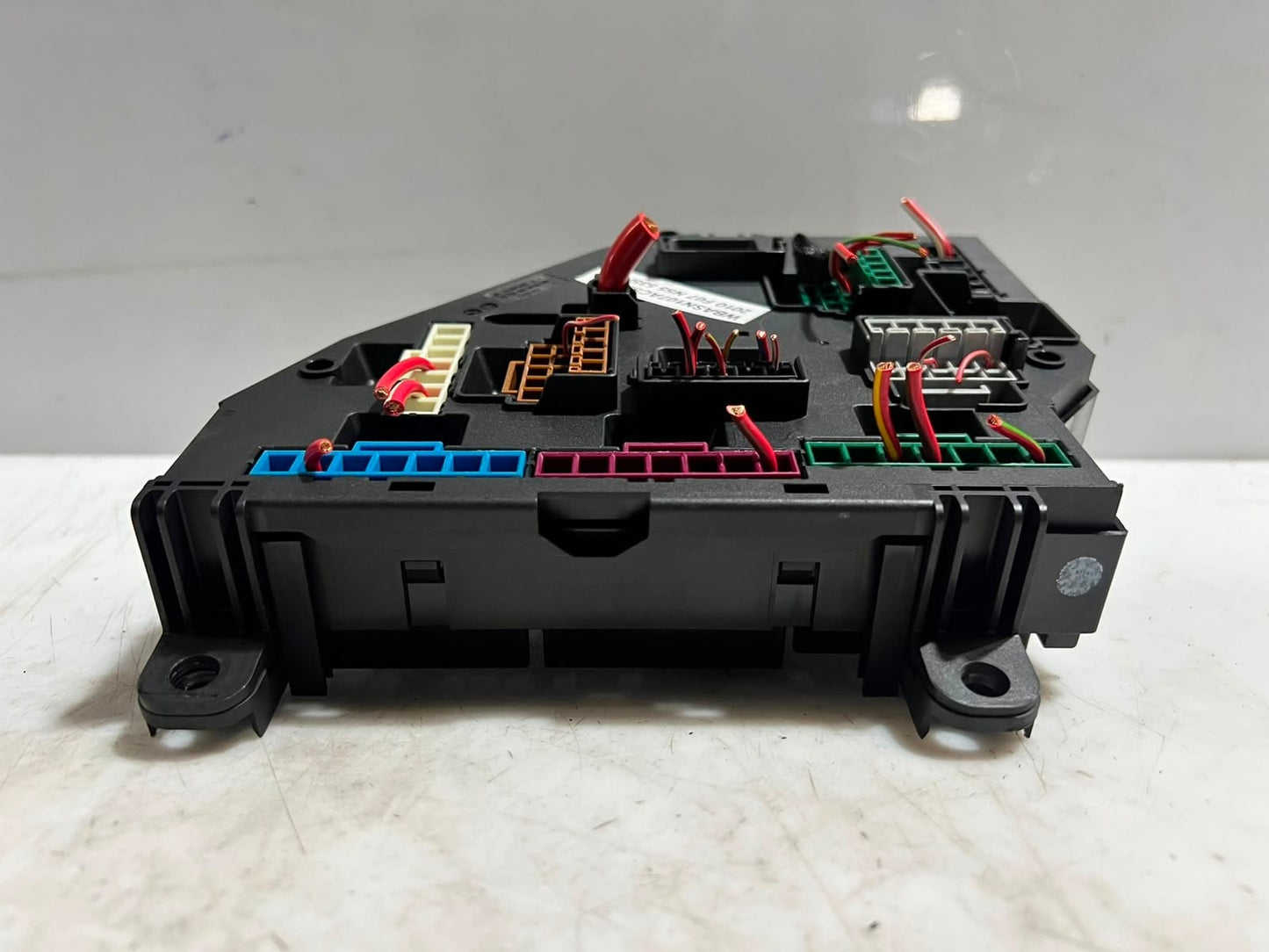 2011-2016 BMW 5' 550i F07 F10 F11 F18 F12 F13 F01 Fuse Relay Box 9210857 OEM