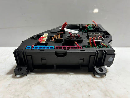 2011-2016 BMW 5' 550i F07 F10 F11 F18 F12 F13 F01 Fuse Relay Box 9210857 OEM