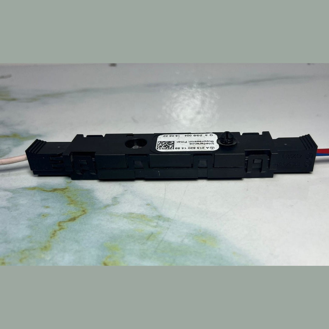 2016 Mercedes E200 Antenna Amplifier Interference Filter A2138201489 W213 E-Clas