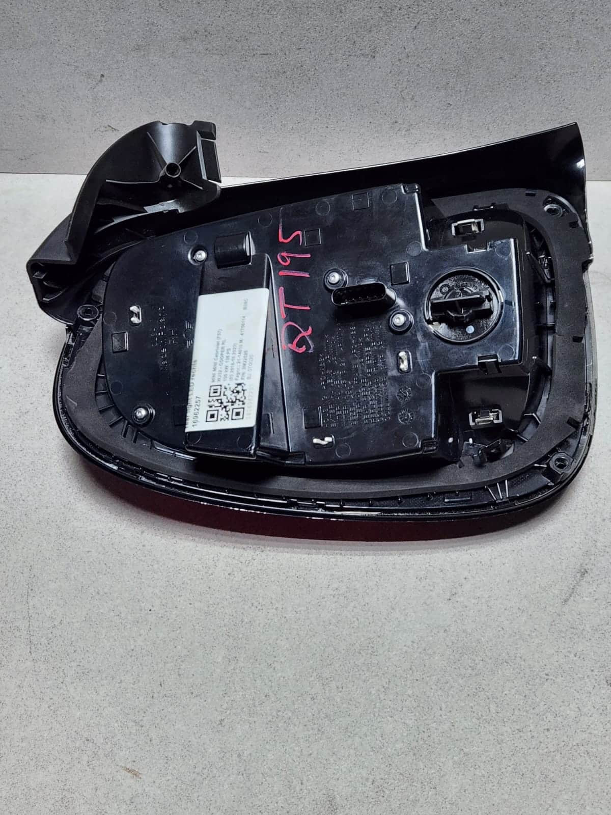 2014-2020 Mini Cooper Tail Light 7435134 F55 F56 Right side rear LED