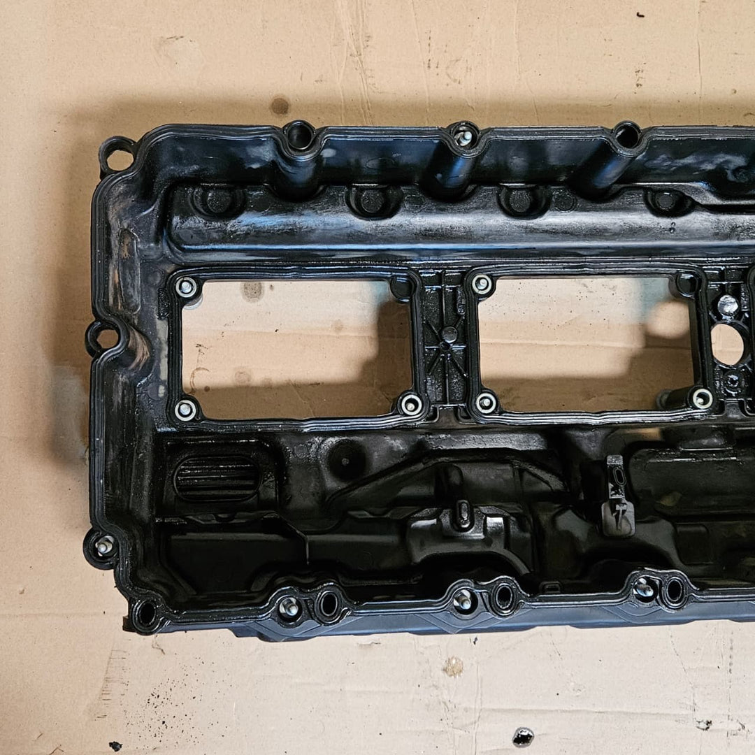 7570292-2013-2019 BMW X1 X3 X5 M2 F10 N55 Engine Valve Cover 