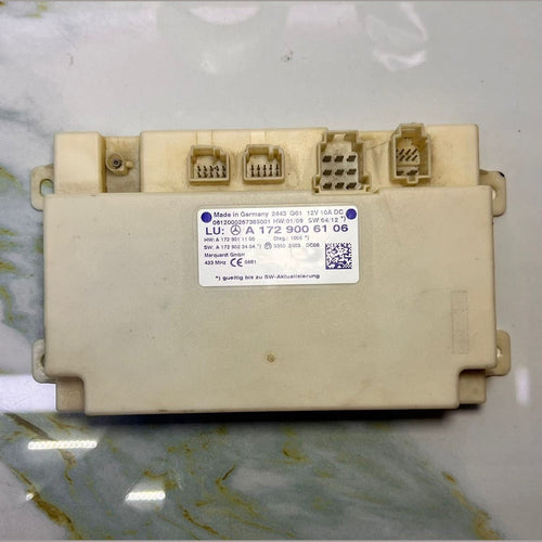 2013-2014 Mercedes-Benz C350 Keyless Go Ignition Control Module A 172 9006106 C-
