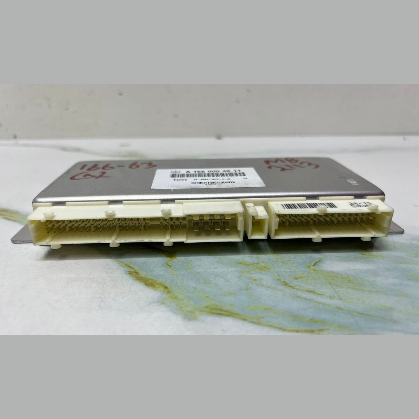 13-16 Mercedes GL63 AMG Air Suspension Control Module A1669004811 GL-Class W166