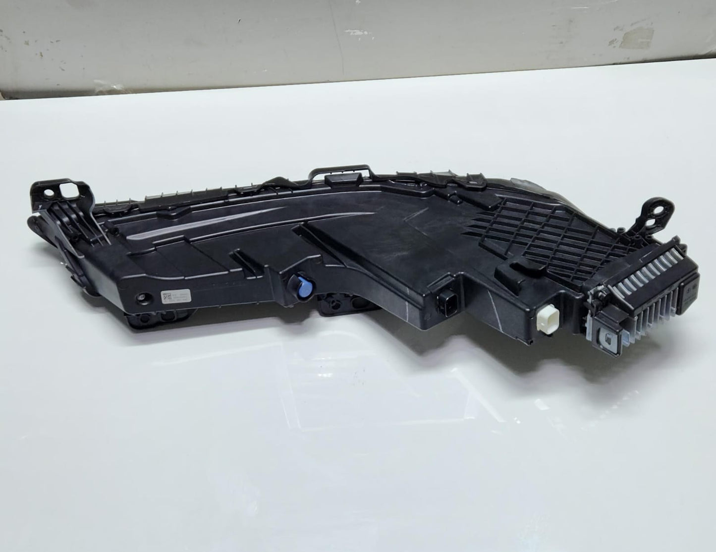 2023-2024 BMW 7 Series Left Headlight CRYSTAL 9879935 7 Series G70 OEM