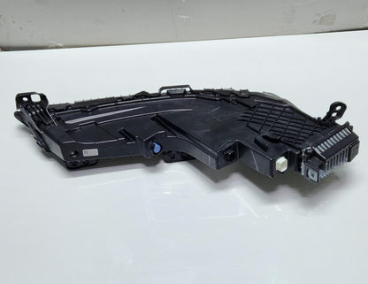 2023-2024 BMW 7 Series Left Headlight CRYSTAL 9879935 7 Series G70 OEM