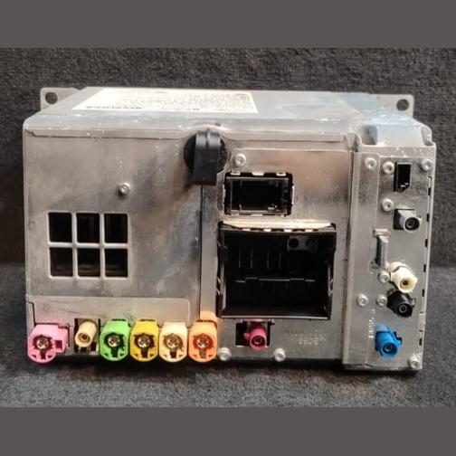 OEM BMW F30 HEADUNIT HIGH NAVIGATION RADIO CIC - 9289617‑01