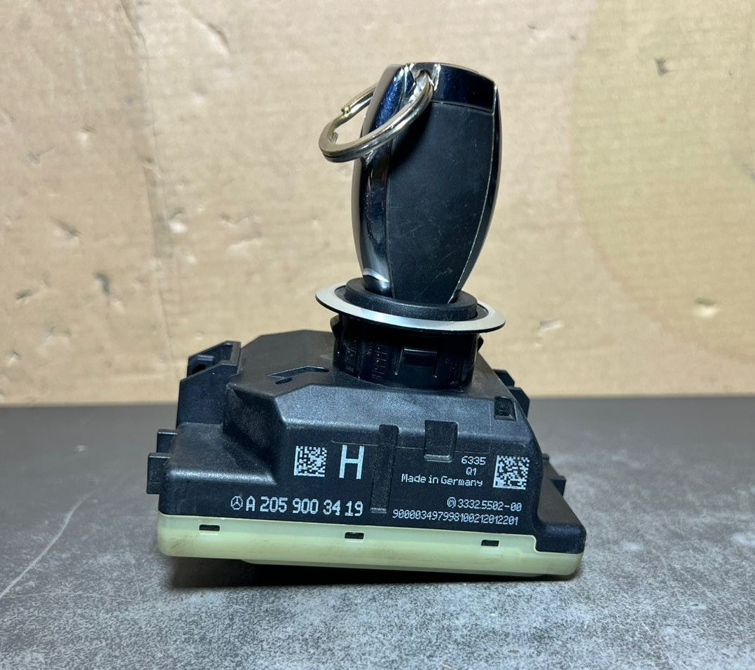 14-20 Mercedes W205 C-Class Ignition Switch Module Unit W/key A205 9003419 OEM