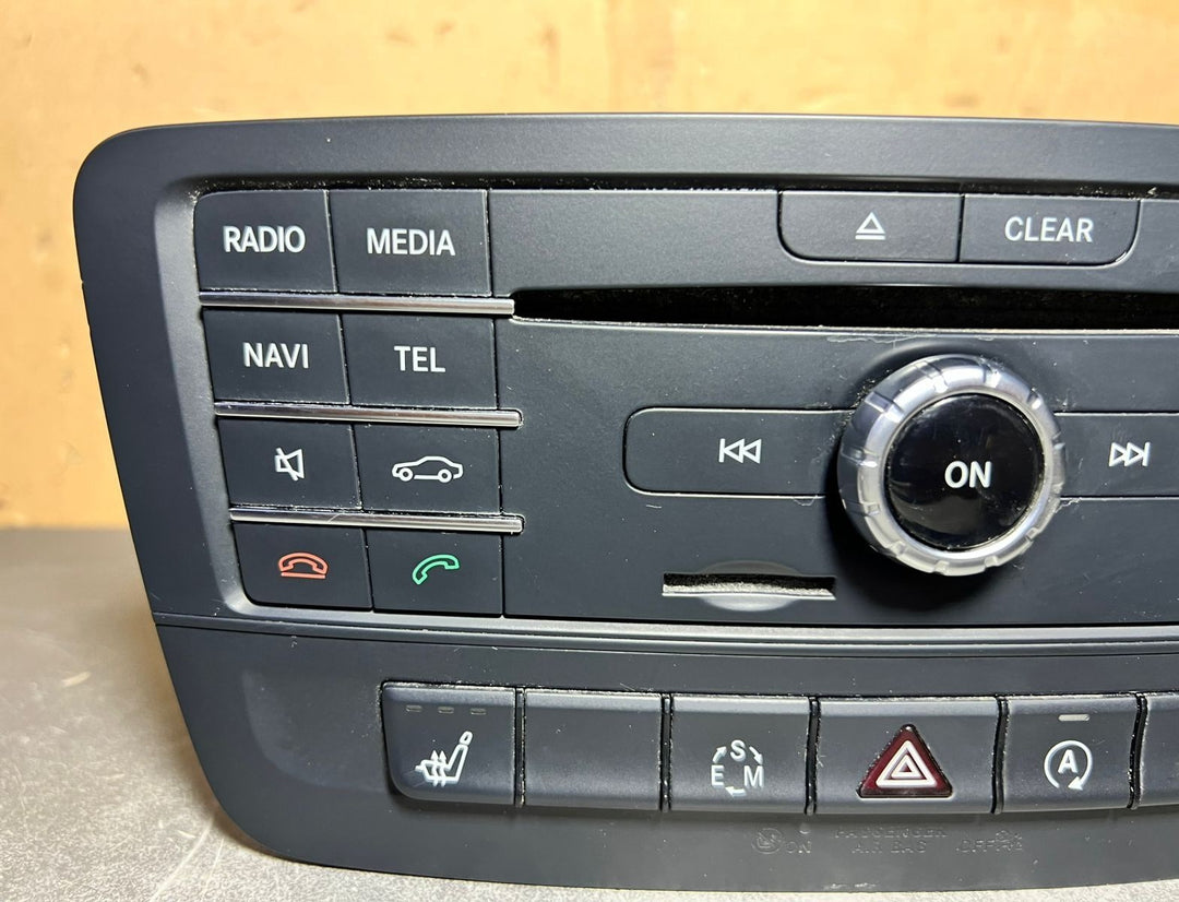 2013–2015 Mercedes-Benz W246 CLA Head Unit CD Player A246 9006015 OEM