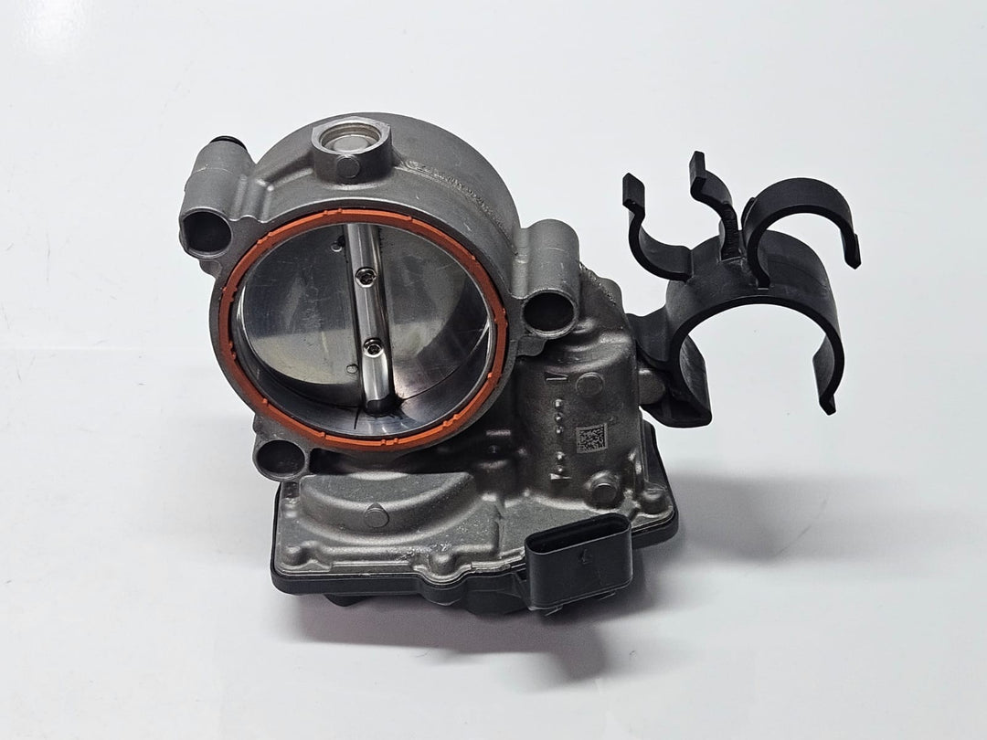  8667415-2019-2022 BMW 540i G01 G02 G05 G11 G12 Throttle Valve Body OEM