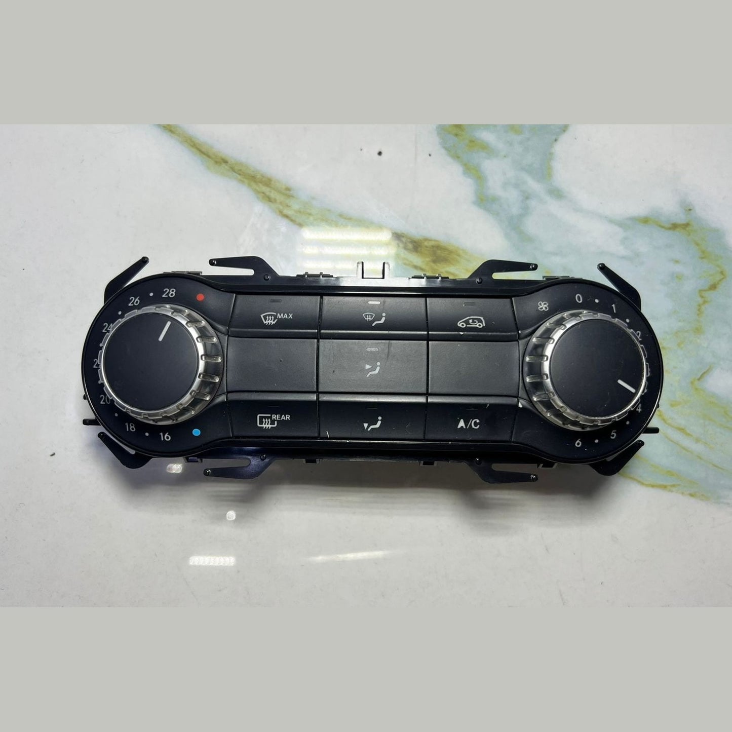 Mercedes Heater Control Panel A2469000515 W156 GLA W176 A-Class CLA W246