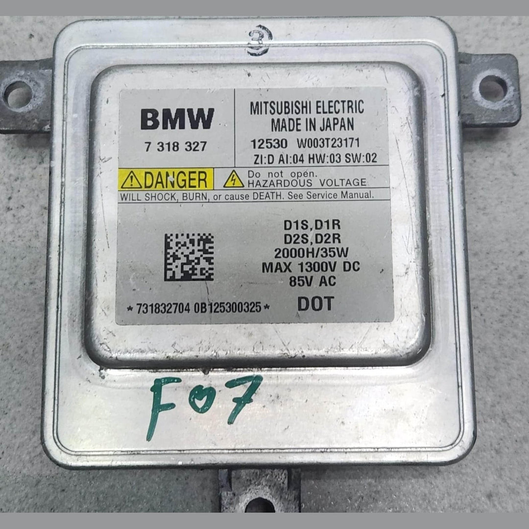 2011-2013 BMW 528i F07 F10 F11 Xenon Headlight Ballast 7318327 OEM