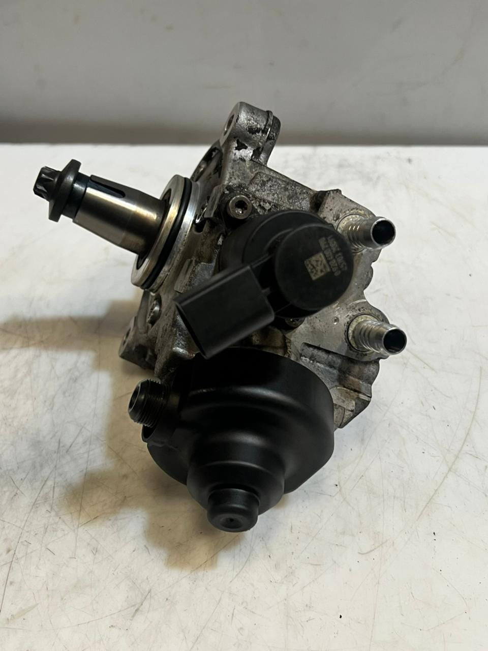 BMW 1 Series F20 F21 1.6 diesel High Pressure Fuel Injection Pump 8515058 OEM