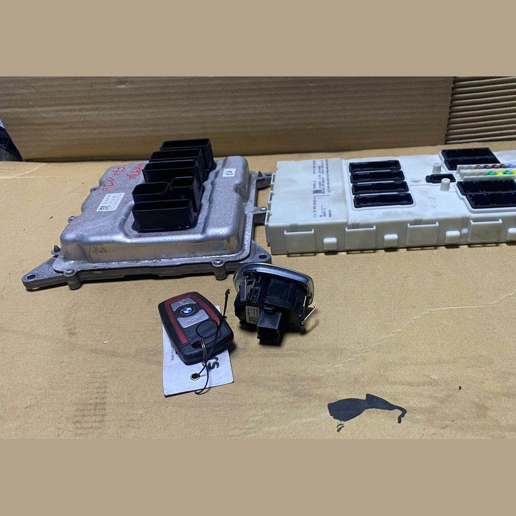 BOSCH 2012-2018 BMW 320i Engine Control Unit 7646763 BMW F25 F30 with N20B engin