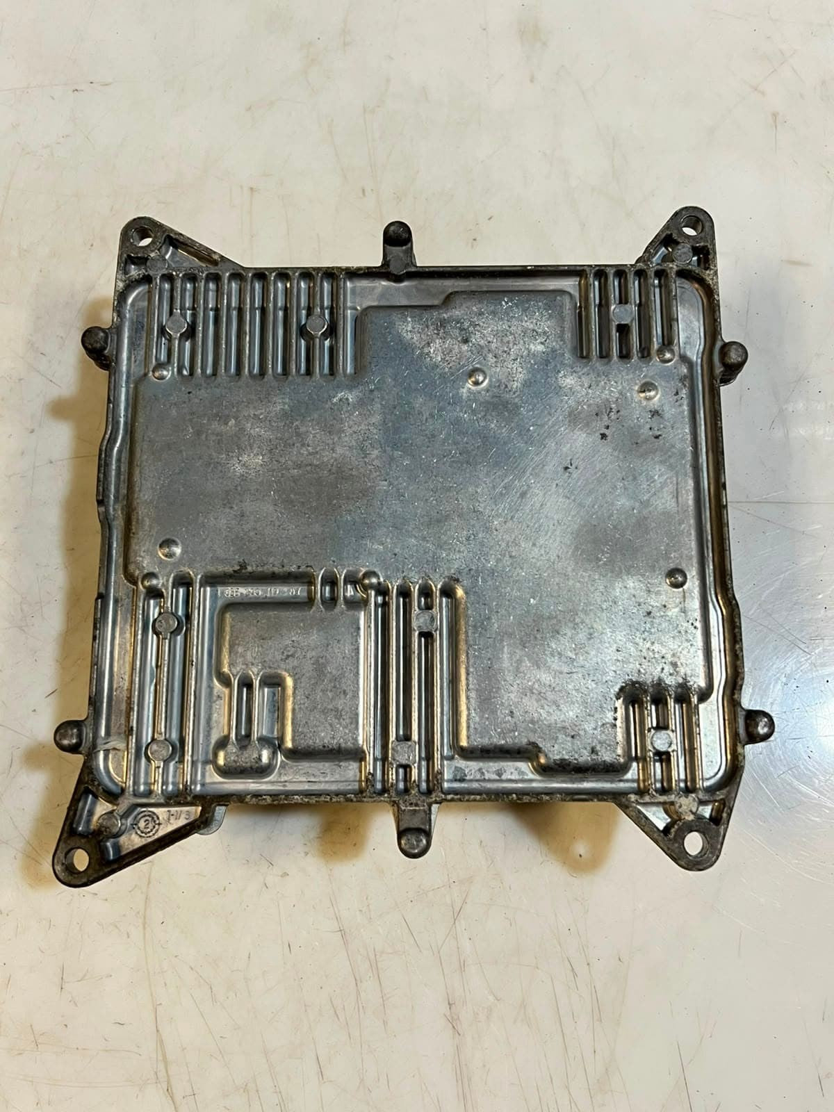 2011-2015 BMW X1 Z4 E84 N20 Engine Control Module ECU DME ONLY 8626899 OEM