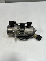 Load image into Gallery viewer, BMW 5 Series F10 F11 N55 3.0 ENGINE Brake BOOSTER Vacuum Pump 6857404 OEM