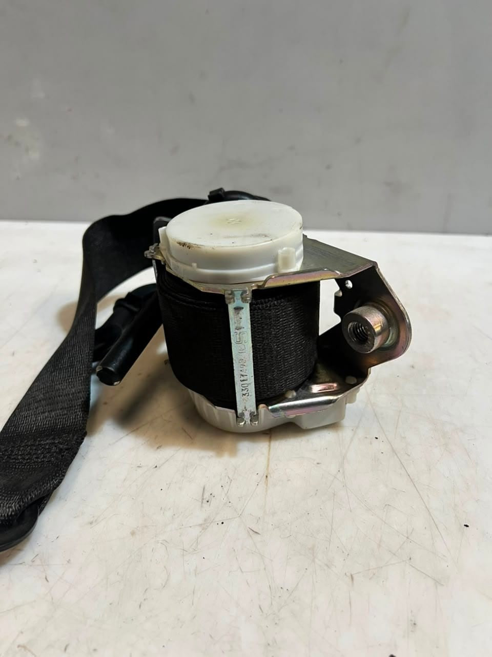 2017-2021 BMW i3 Rear RIGHT Seat Belt 34128955 OEM