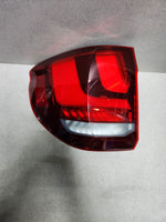Bild in die Galerieansicht laden, 2014-2018 BMW X5 Rear Left Outer Tail Light 7290103 X5 F15
