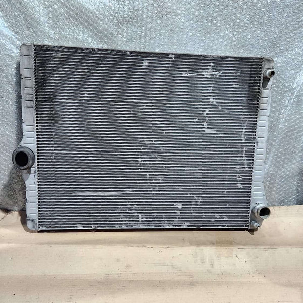 2011-2012 BMW 528i Radiator 7612954 F02 and F10