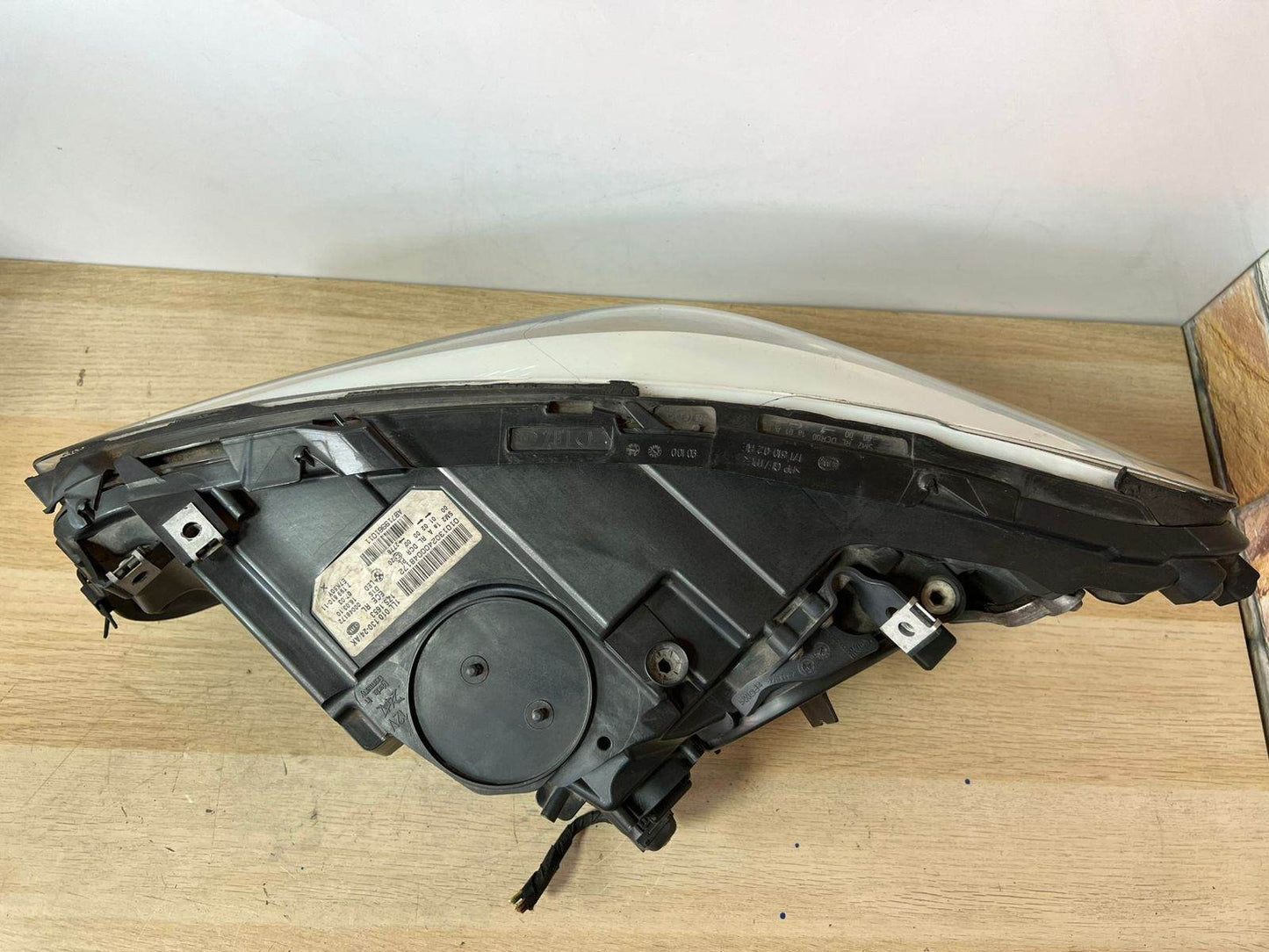 BMW 5 Gran Turismo GT F07 7199610 2010 RHD Xenon Front Right Headlight