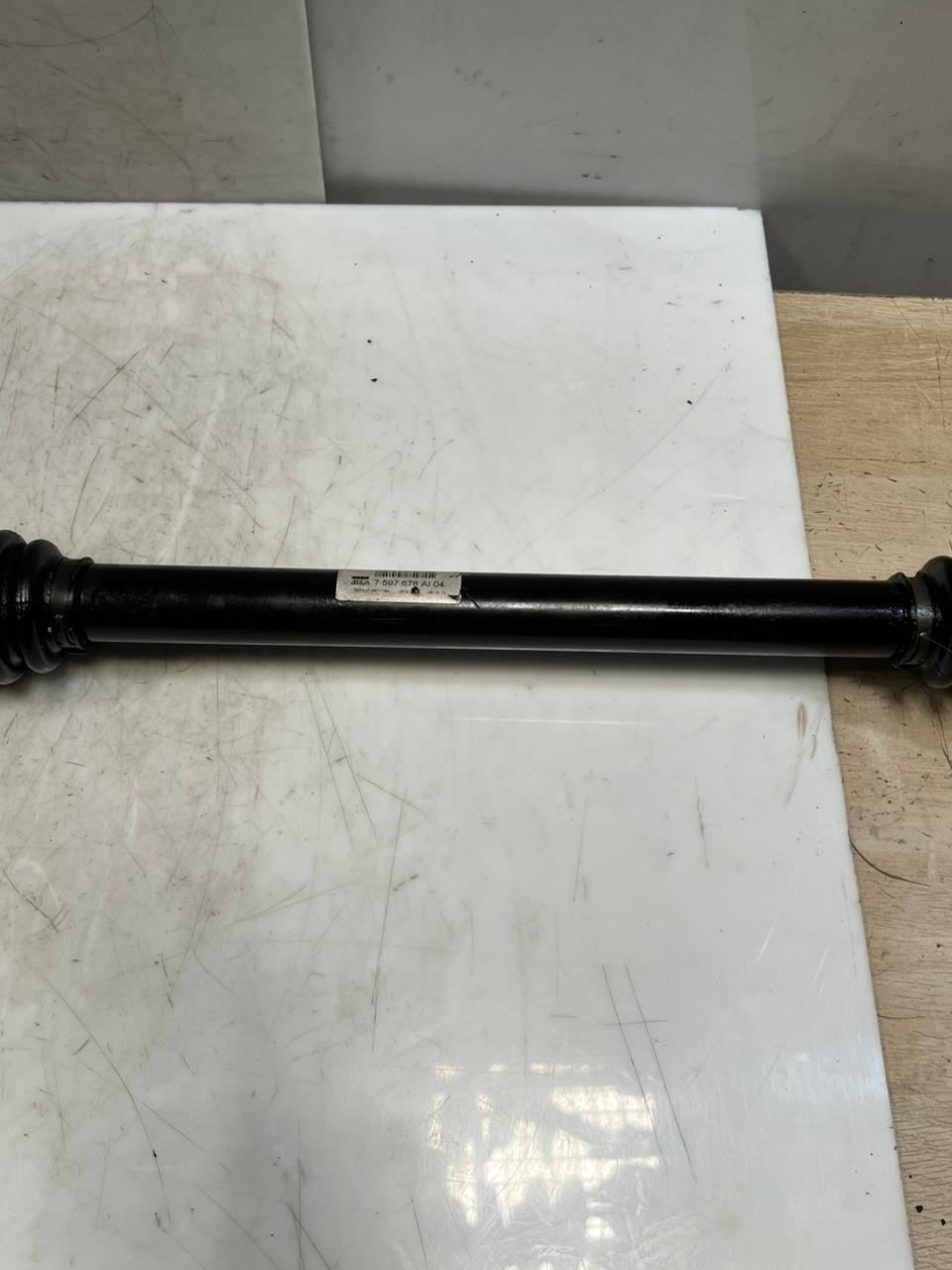 2014-2016 BMW 435i F32 Rear RIGHT Axle Shaft 7597678