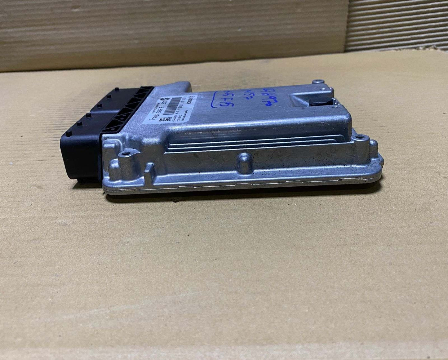 2014-2018 BMW X5 F15 F30 330d F32 430d F34 diesel Engine Control Unit 8585380 