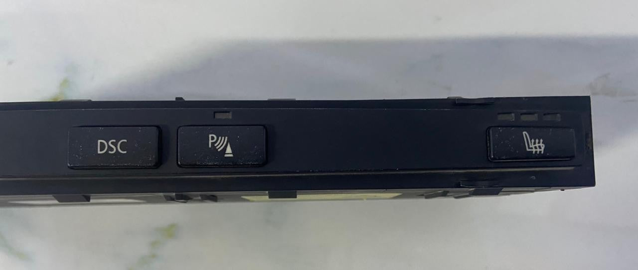 OEM BMW E60 E61 CENTER CONSOLE SWITCH MODULE DSC PDC SEAT HEATING 6938313