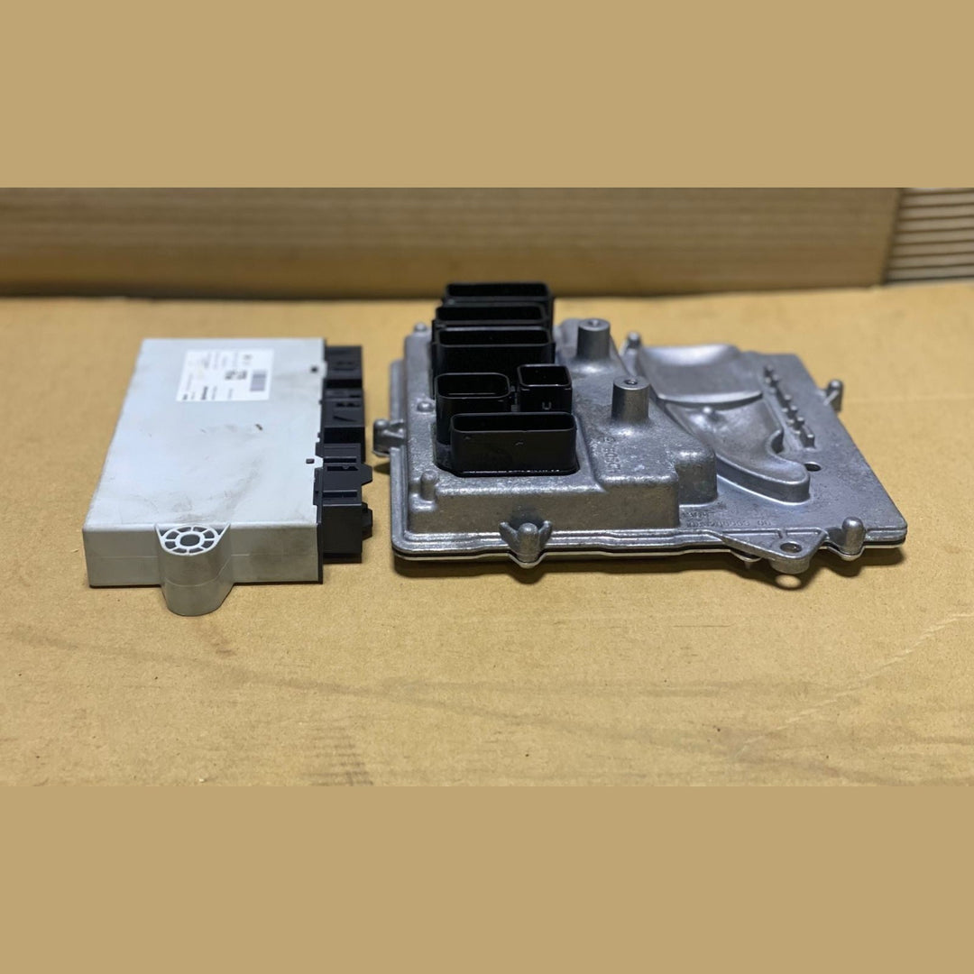 BOSCH 2013-2015 BMW 335i Engine Control Unit 7649279 BMW 335i F30 F31 N55 engine