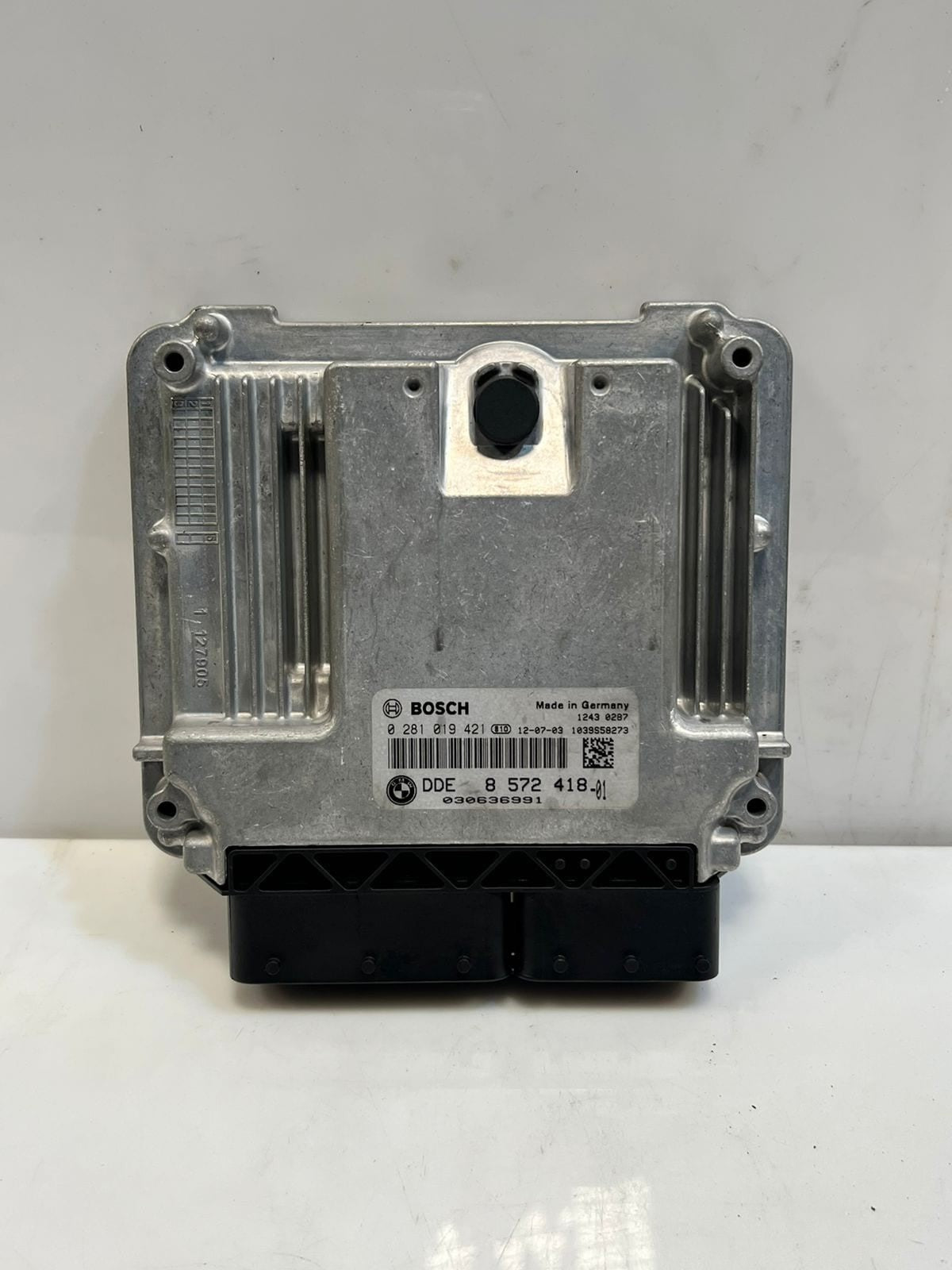 2012 BMW X3 F25 20DX N47N Engine Control Unit ONLY ECU DDE 8572418 OEM