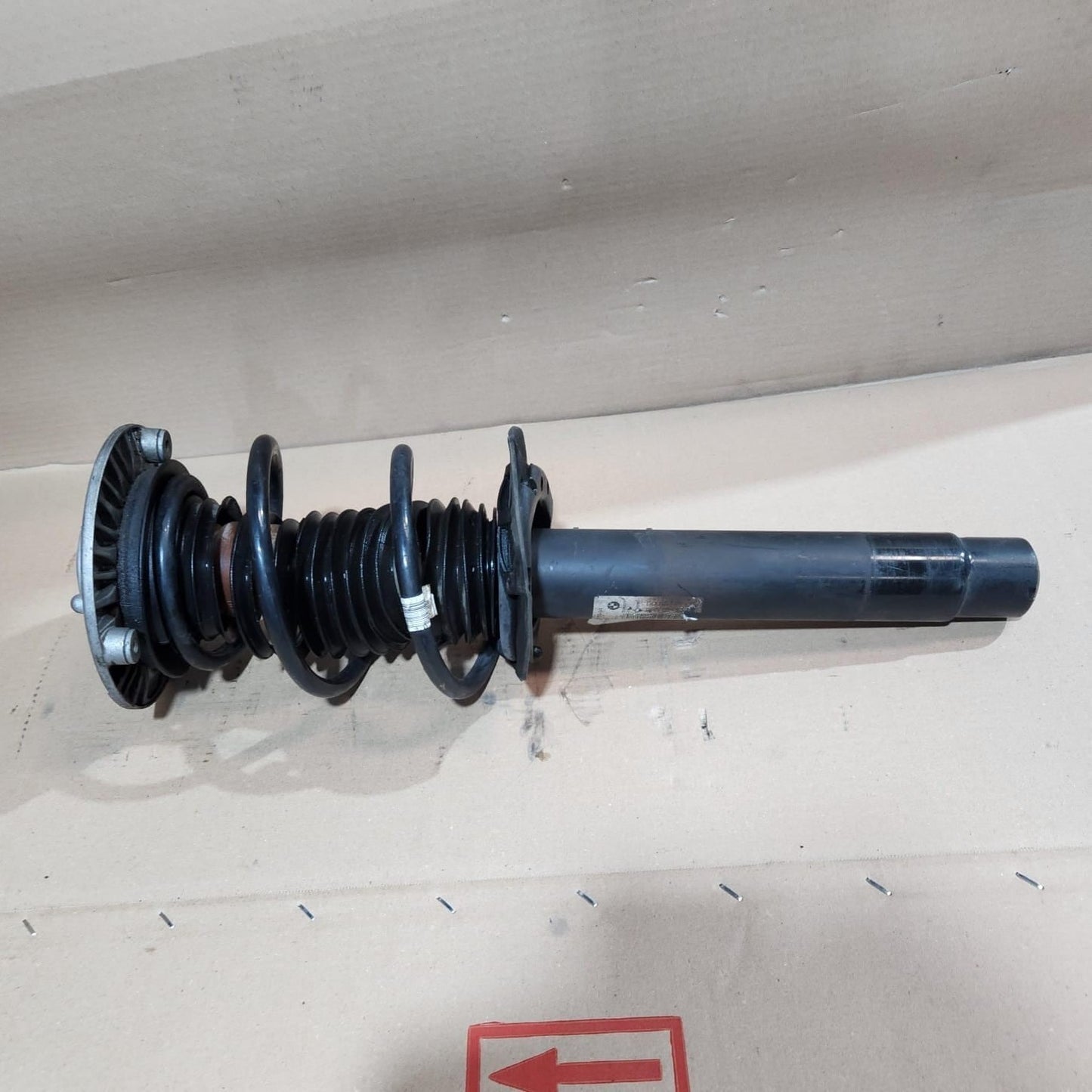 2012-2016 BMW 328i Front Shock Absorber With Coil Spring 6791579 F30 F31