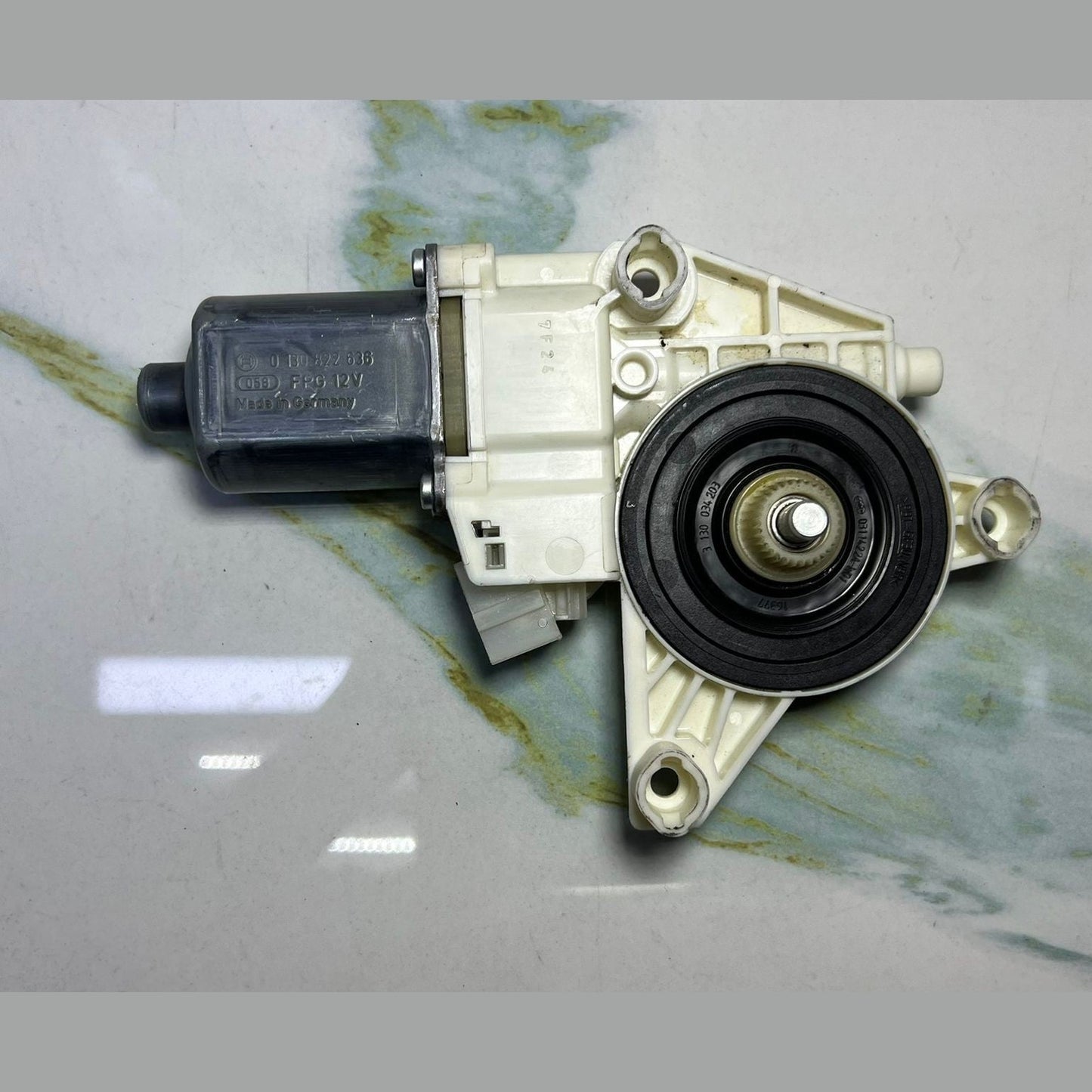 10-14 Mercedes-Benz W212 E-Class Window Motor Front Right Side A212 9066702 OEM