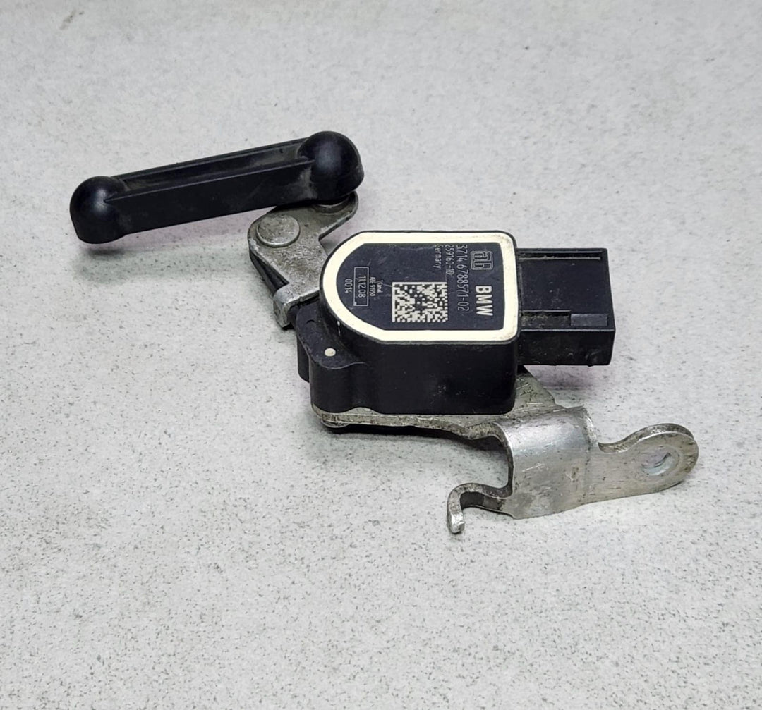 2009 BMW 750i Height Level Sensor 6788571 7 Series F01 F02 F03 F04