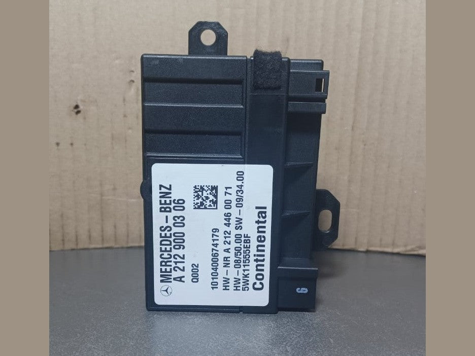 10-15 MERCEDES-BENZ W212 W207 E-CLASS FUEL PUMP CONTROL MODULE A212 9000306 OEM